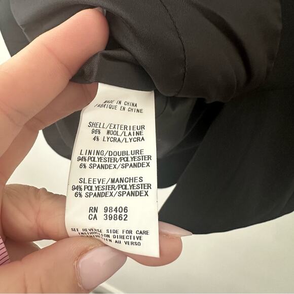 Theory Classic Black Suit Jacket Wool Size 0 - Picture 3 of 4